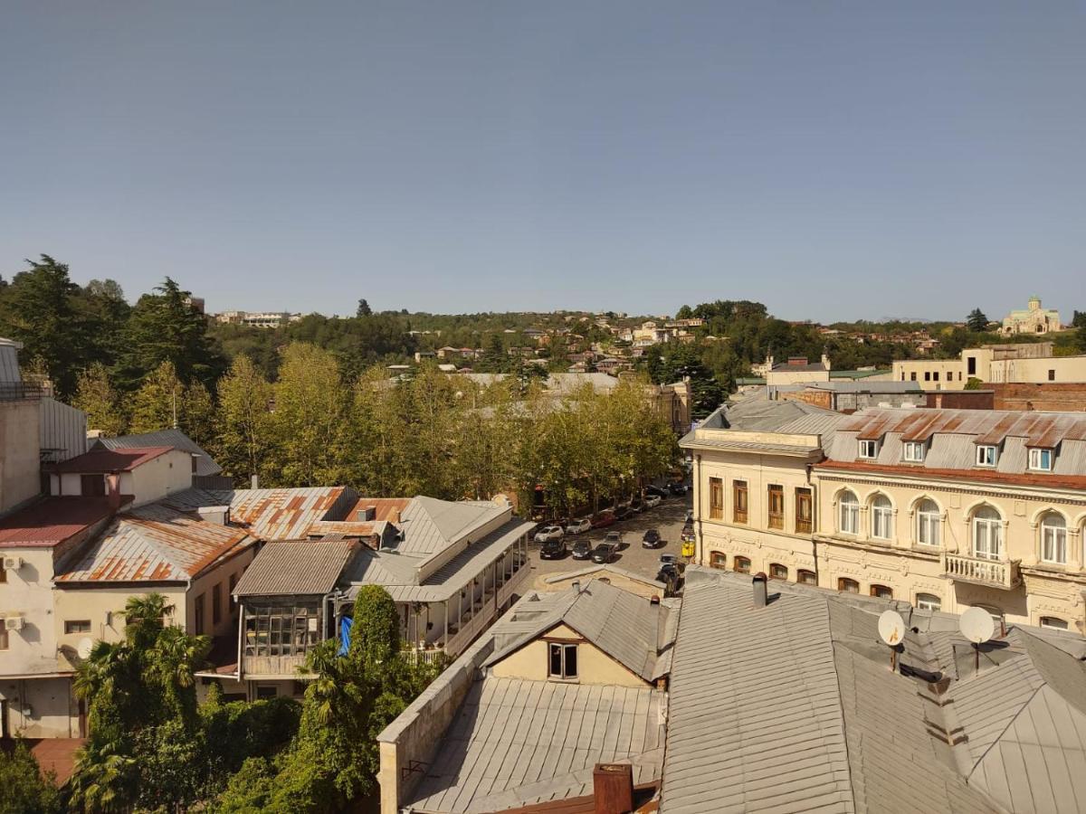 Отель Pushkin Street Pearl Кутаиси Экстерьер фото